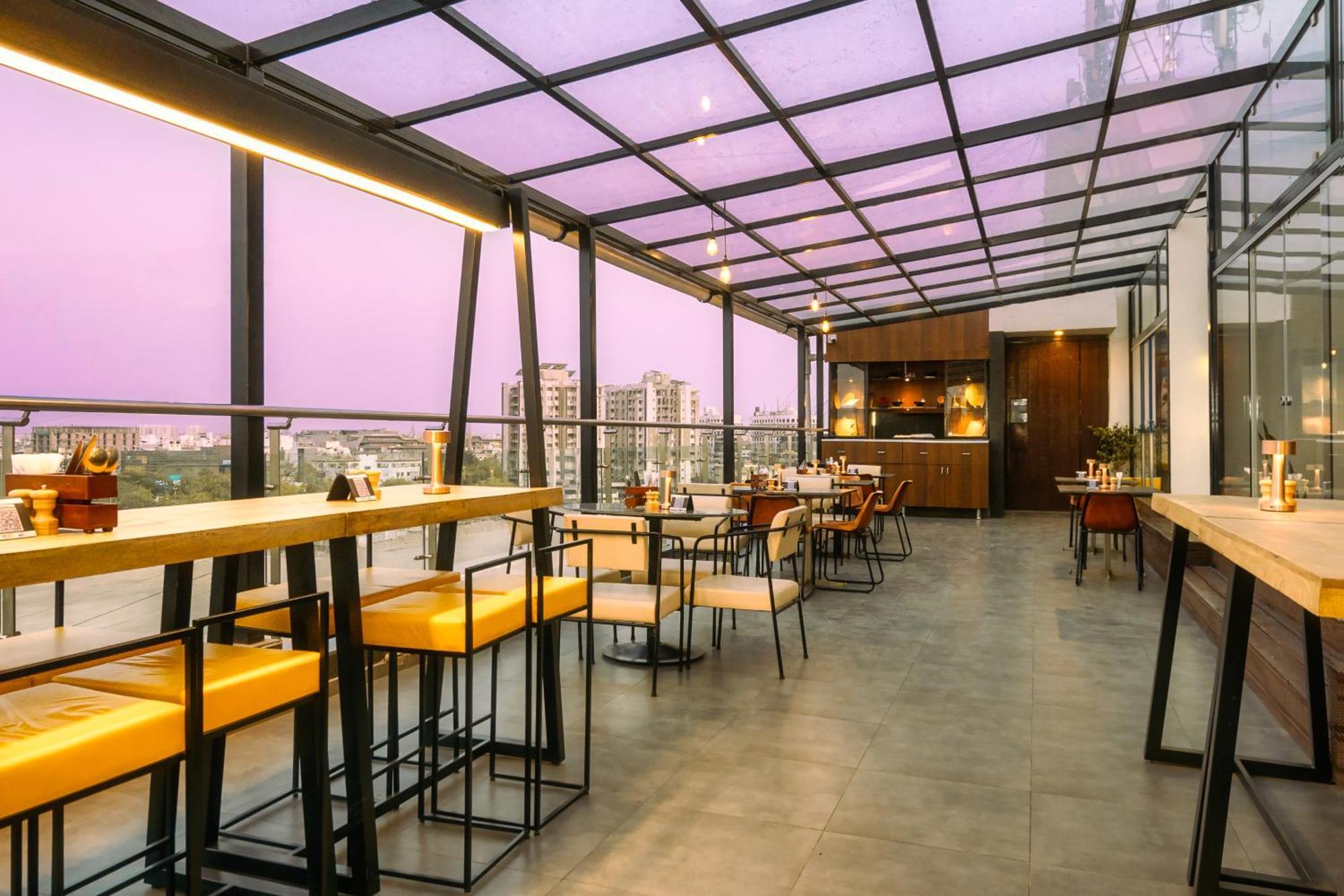 Marasa Sarovar Portico -Rajkot Bagian luar foto